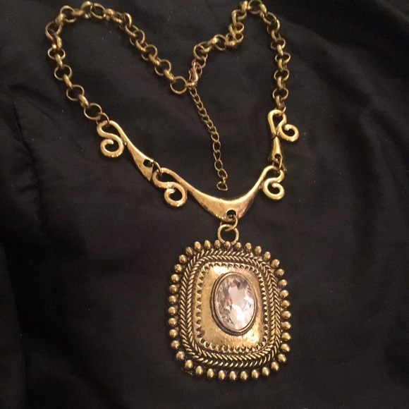 NWT NECKLACE gold style - Picture 4 of 7